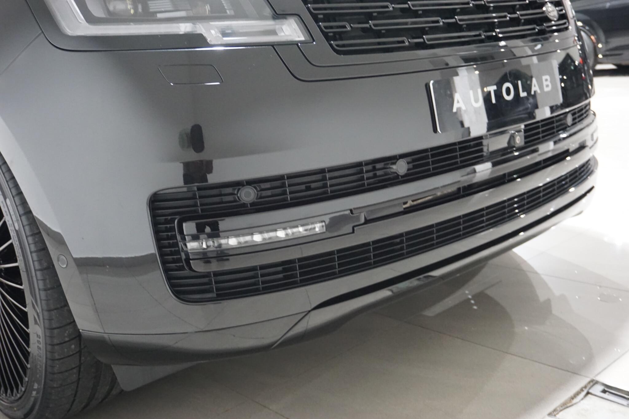 Land Rover Range Rover 3.0 D300 MHEV Autobiography SUV 5dr Diesel Auto 4WD Euro 6 (s/s) (300 ps)